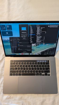 16" MacBook Pro (2019) | 32GB RAM | RARE Low 100 Battery Cycles