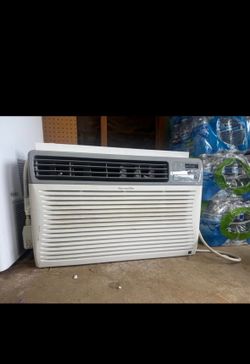 KenmoreElite AC window unit