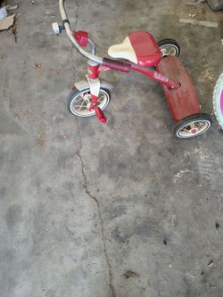 Radio flyer trysicle