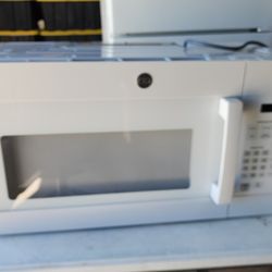 Brand New GE
1.6 cu. ft. Over-the-Range Microwave in White 1000 Watts