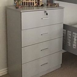 Dresser, Chest, Organizer, W Lock, Gray
