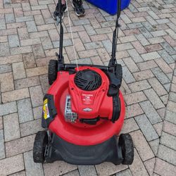 Craftsman 140/5.5 Push Mower. 