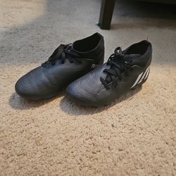Addidas Kids Soccer Shoes Size 2