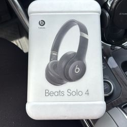 New Beats Solo 4