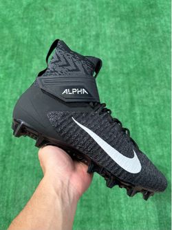 NIKE ALPHA MENACE ELITE 2 FLYKNIT “BLACK / WHITE” FOOTBALL CLEATS (Size 11.5, Men’s)