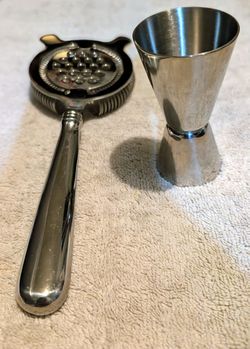 NEW 3-Prong Stainless Steel Cocktail Strainer and Jigger Bartender Set/ Barwear Tools