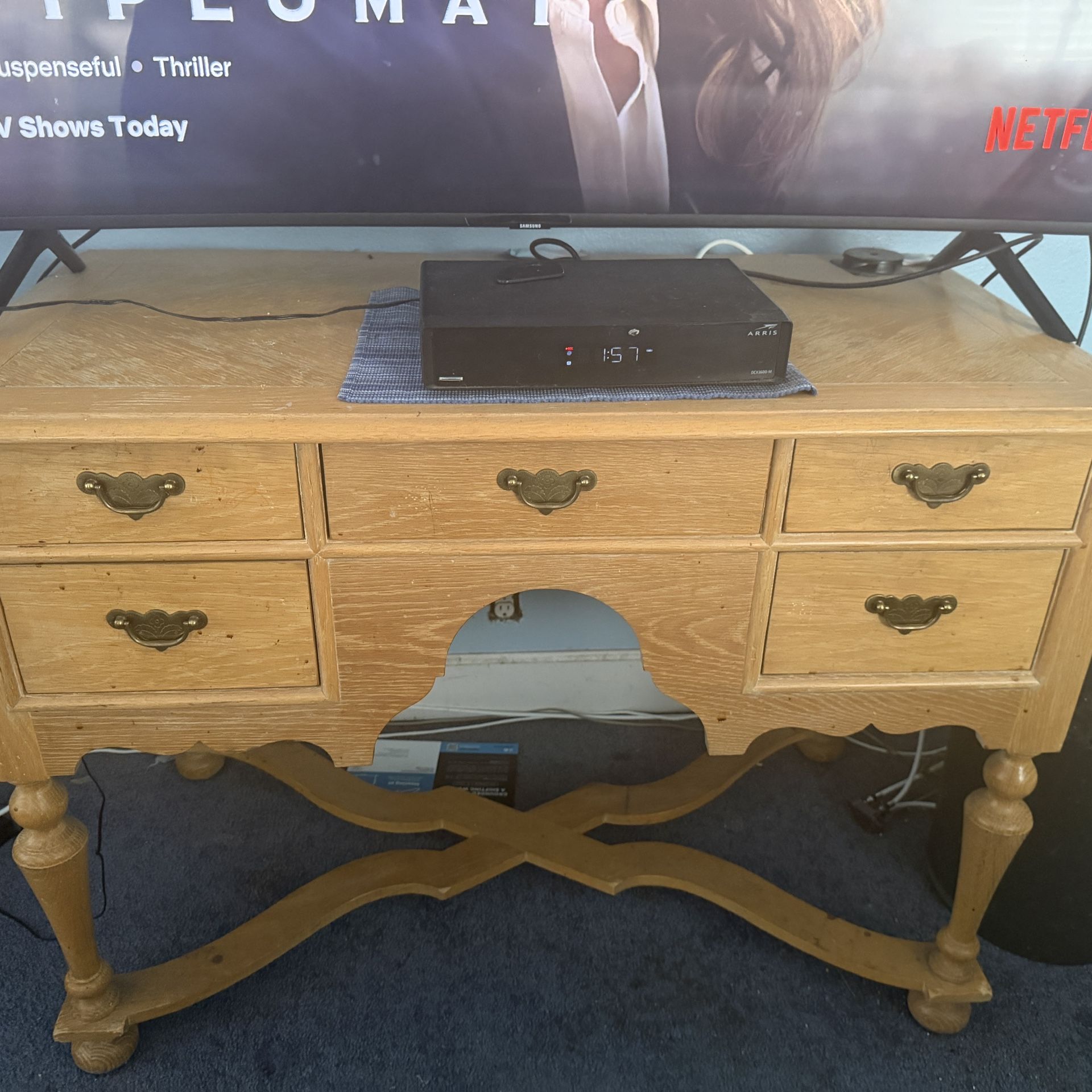 Buffet Credenza /tv Stand