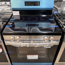 New Frigidaire Electric Range- 5.3 Cu Ft Capacity 