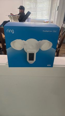 Ring floodlight cam plus