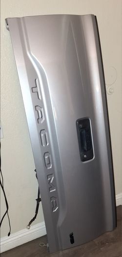 Toyota Tacoma Tailgate Silver OEM