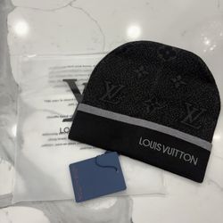 Lv Beanie