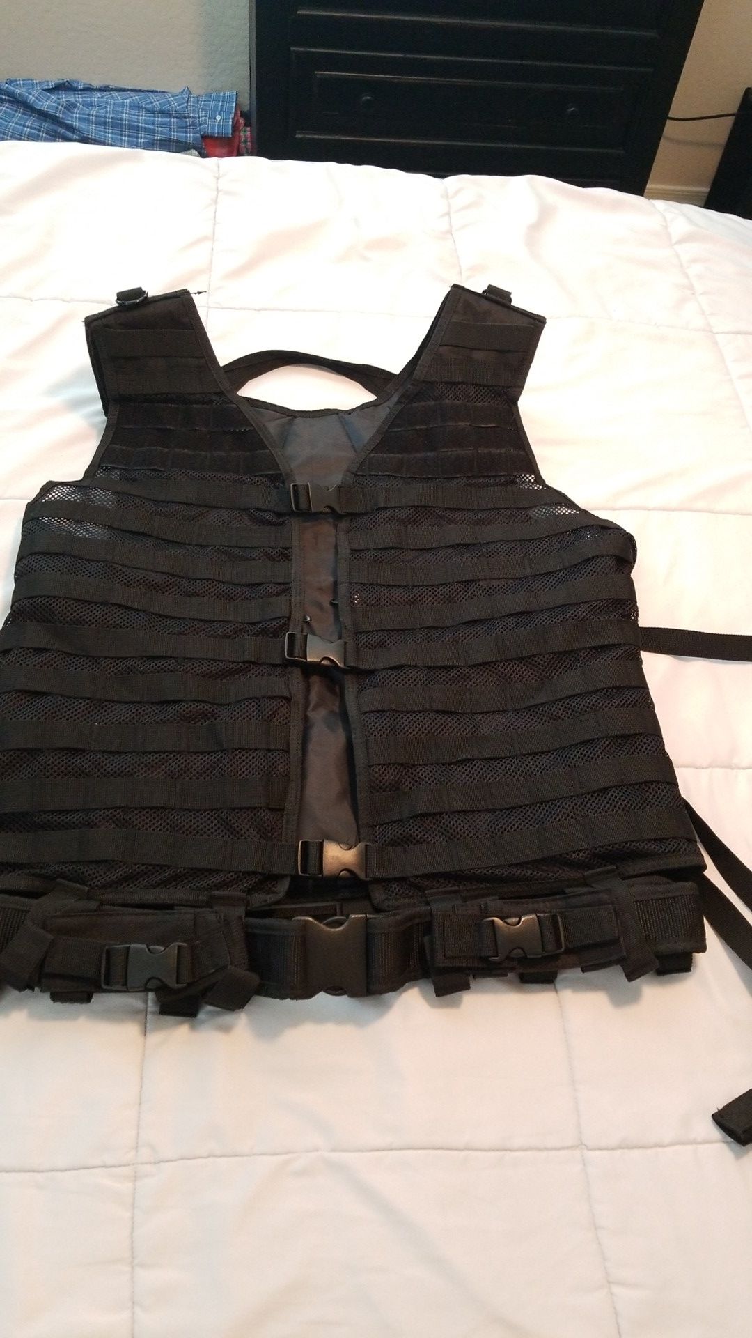 Black tactical vest brand new size xxl