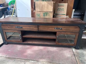 Media furniture Farmhouse style