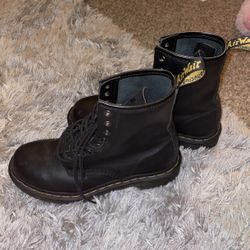 Black Hightop Doc Martens