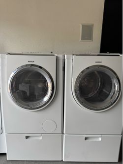 Bosch front load Washer And Dryer in great working condition. No issues works good.