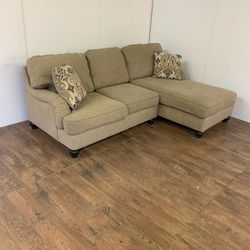 2-Piece Sectional Couch Sofa *Free Delivery**