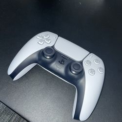 PS5. USED for Sale in Miami, FL - OfferUp