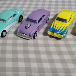 5  Hot Wheels Cars
