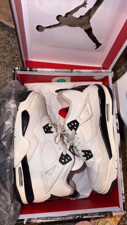 Jordan 4’s