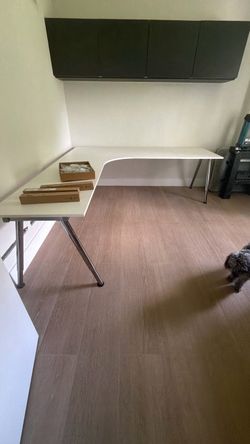 Desks for free