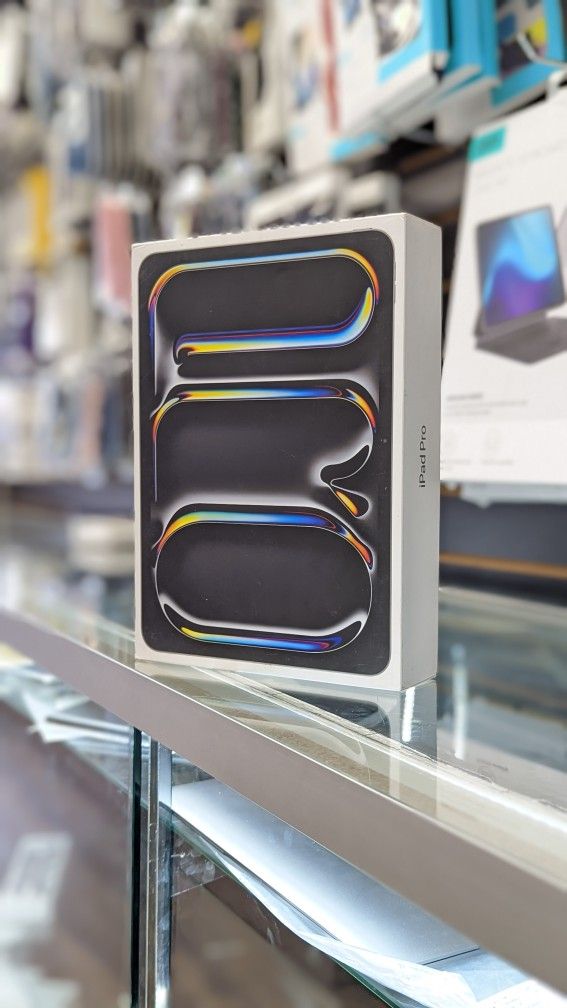 iPad Pro 13 Wifi Cell 1TB Available