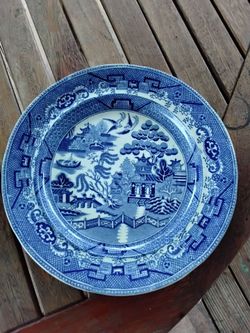 1800s antique J & MP Bell Blue Willow 10 1/4 in plate