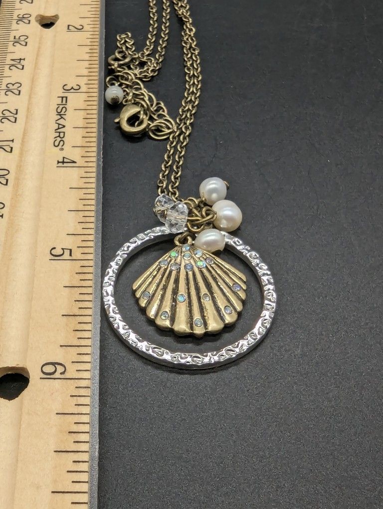 Cute Little Glittery  Seashell Necklace Marked NRT.AVON. VTG