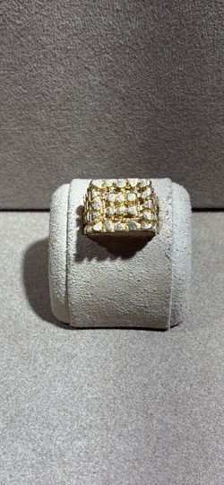 Gold fashion Ring