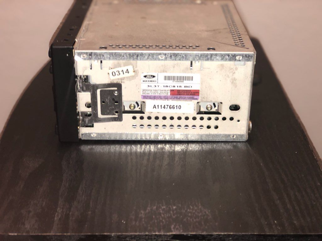 Ford 6 disc CD changer for Sale in Fort Lauderdale, FL OfferUp