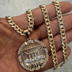 14k premium gold plated last supper pendant and necklace ✅✅
