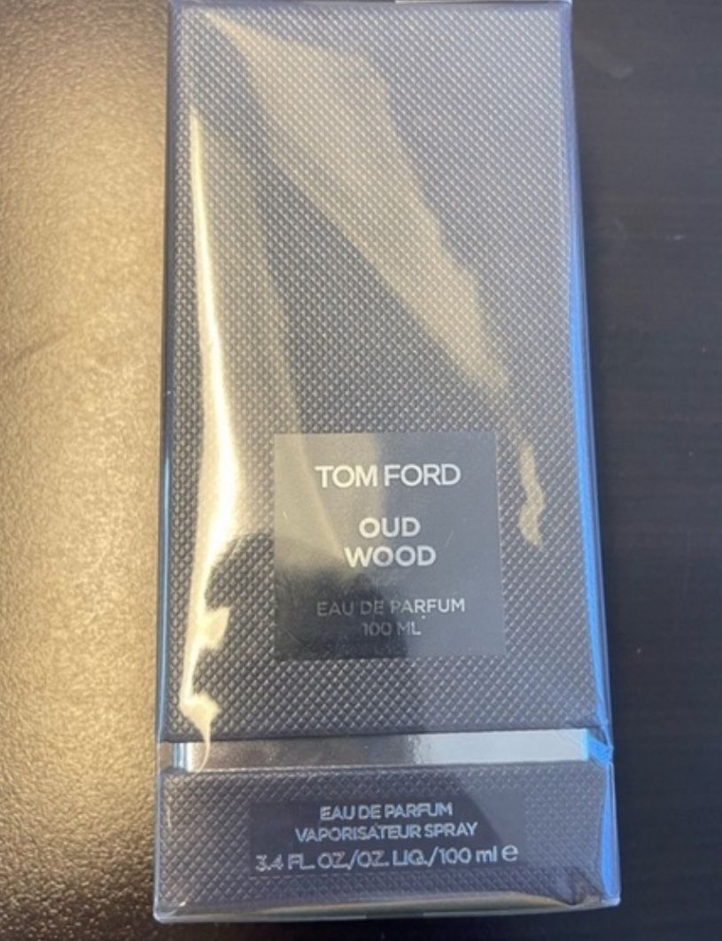 Tom Ford oud wood