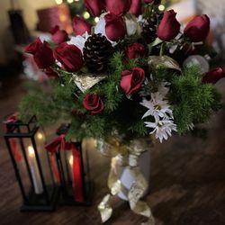 Christmas Flower Arrangement $120