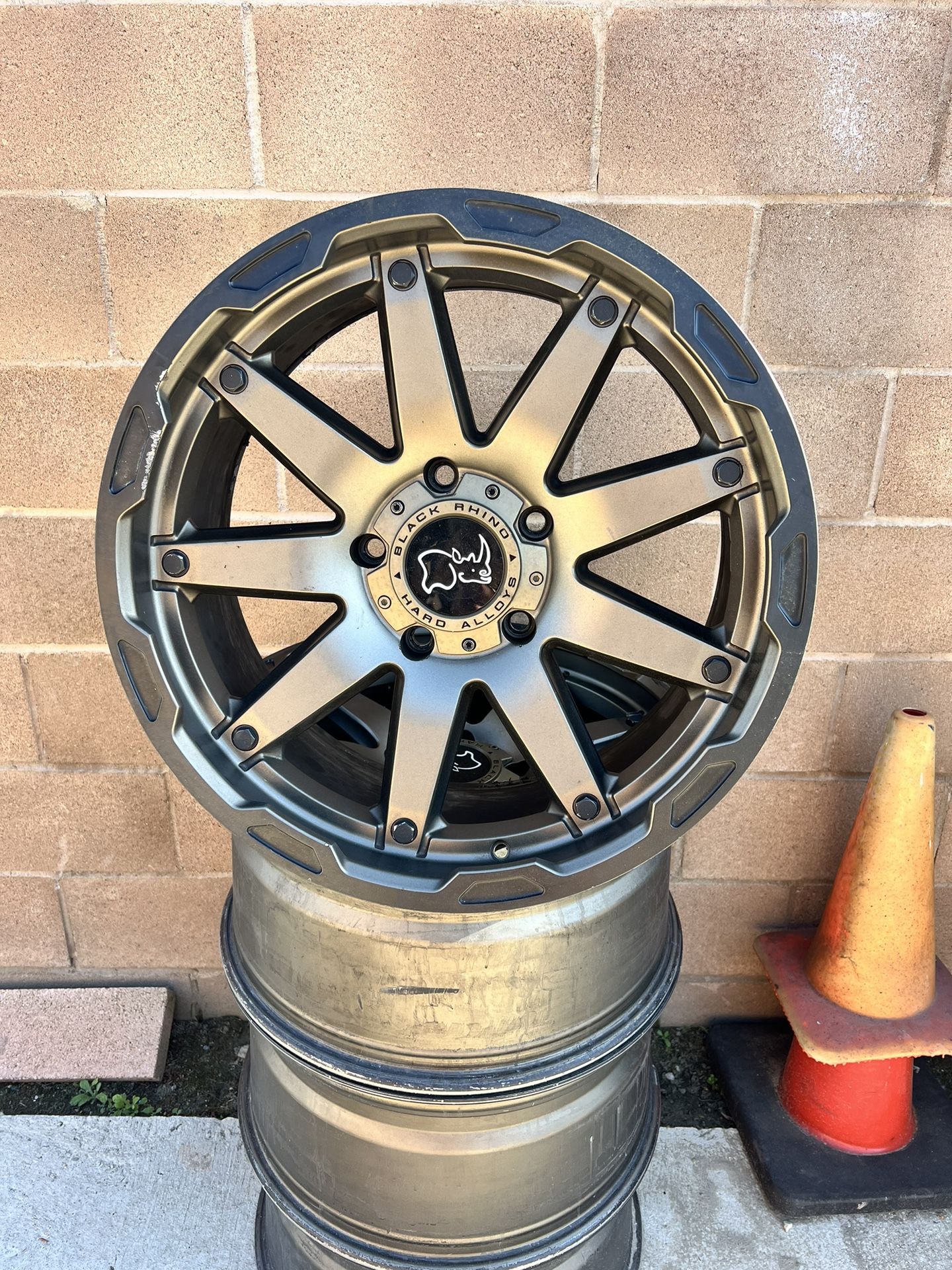 Wilson And Tire Very Good Condition