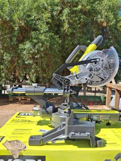 Ryobi 10 Amp 7-1/4" Sliding Compound Miter Saw