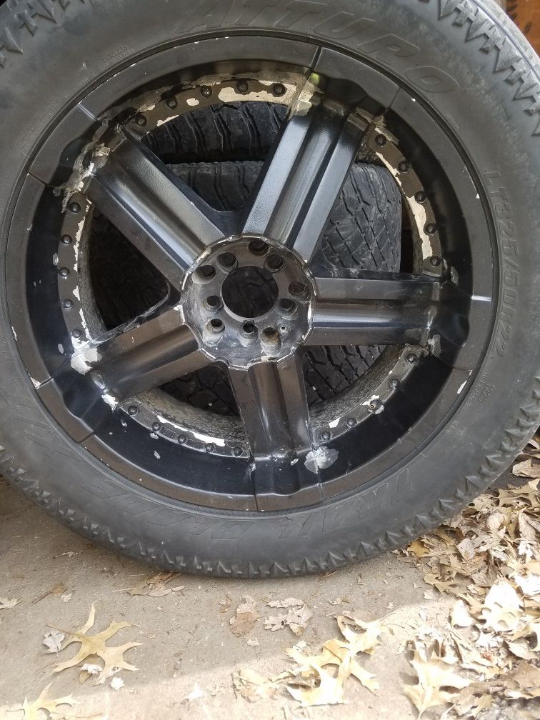 22 inch rims two patterns one is 2000s ram 5 lug