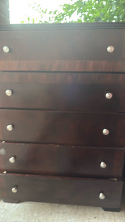 Five Drawers Dresser
