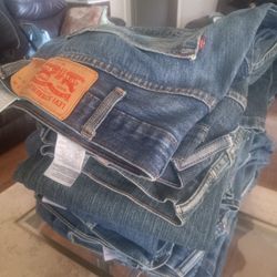 Levi Denim Jean Mens 38x 32