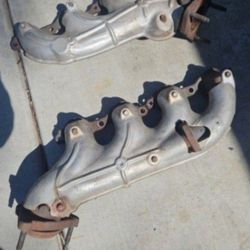 $40 2002 Suburban Headers  5 3 LS V8 engine