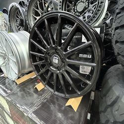 Touren 18”x8” inch 5x114.3 $$950