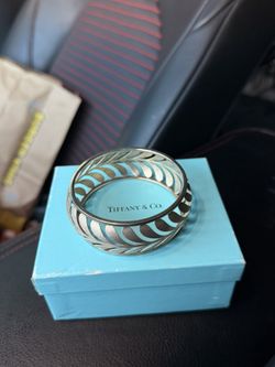 Tiffany & Co. Paloma Picasso Villa Palm wide sterling silver bangle bracelet