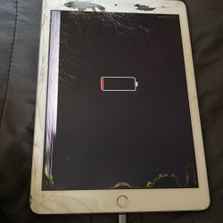 Broken Screen iPad 