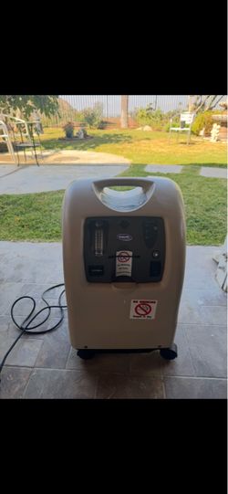 Invacare Platinum-series 5 LPM Oxygen Concentrator machine