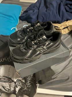 New balance shoes