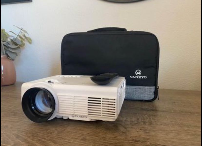 VANKYO Mini Projector