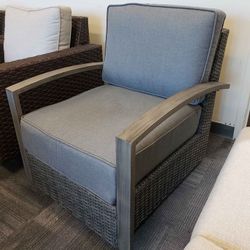 New Outdoor Patio Furniture Swivel Chair 