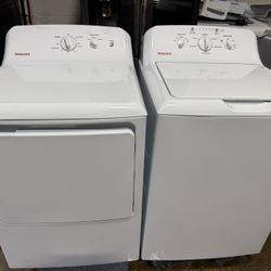 Se vende Lavadora Y Secadora  Con 4 Meces De Garantía 