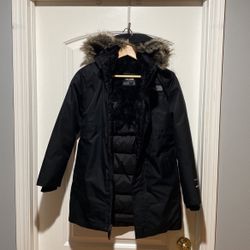 The North Face Girls Jacket  Size M 10-12