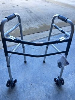 Medline Bariatric Folding Walker (supports up to 500lbs)