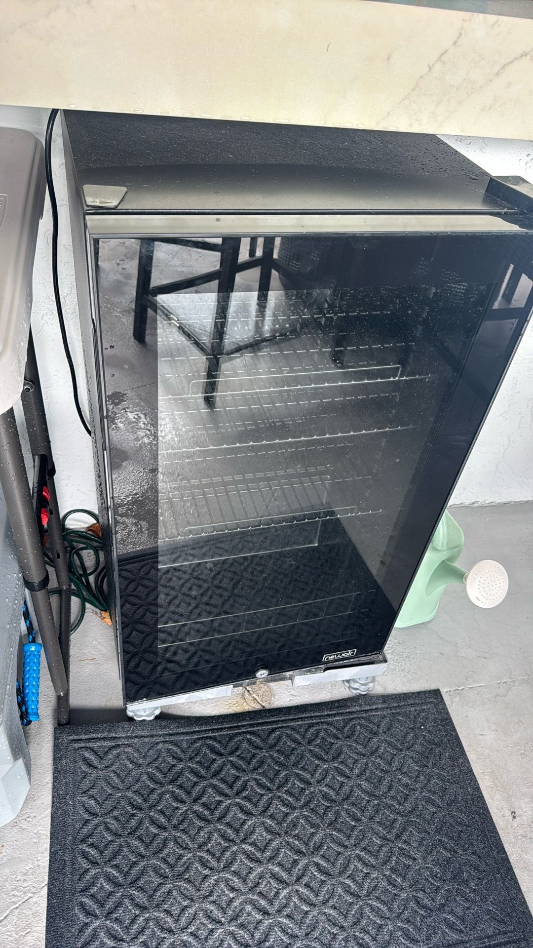 Refrigerator Undercounter Newair