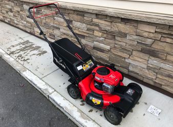 Craftsman M220 Self-Propelled Lawnmower